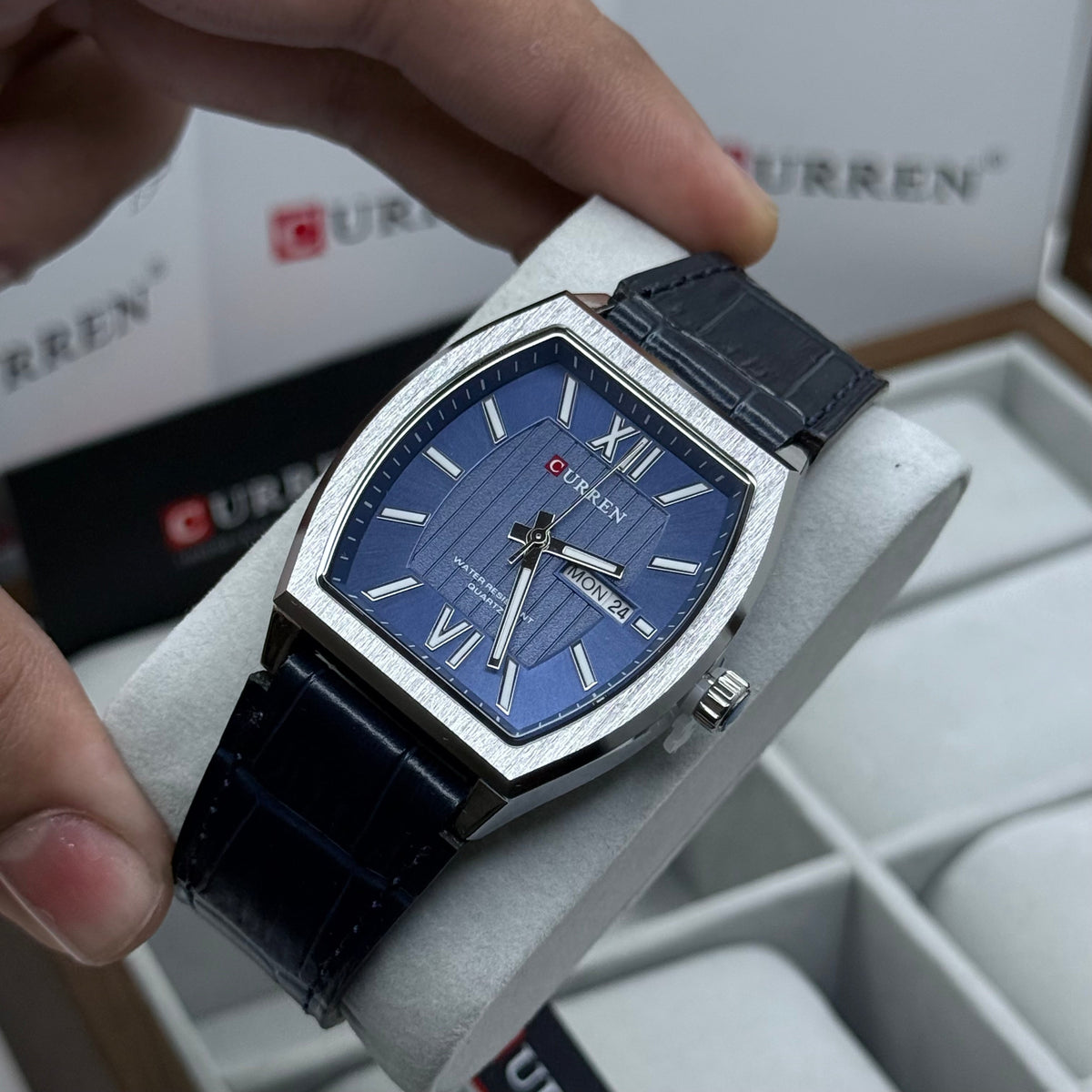 CURREN X CARTIER ORIGINAL PARA HOMBRE REF ROADTER 8478-A